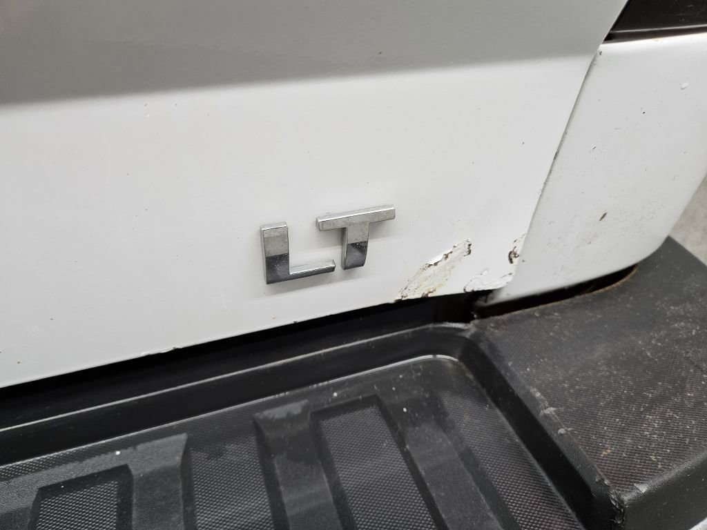 Used 2018 Chevrolet Silverado 2500 LT image 30