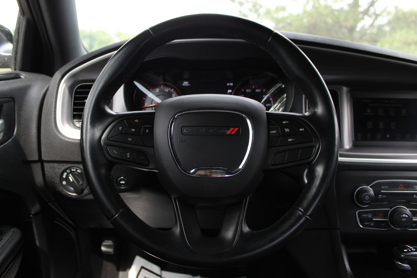 Used 2020 Dodge Charger SXT w/ Blacktop Package RWD image 15