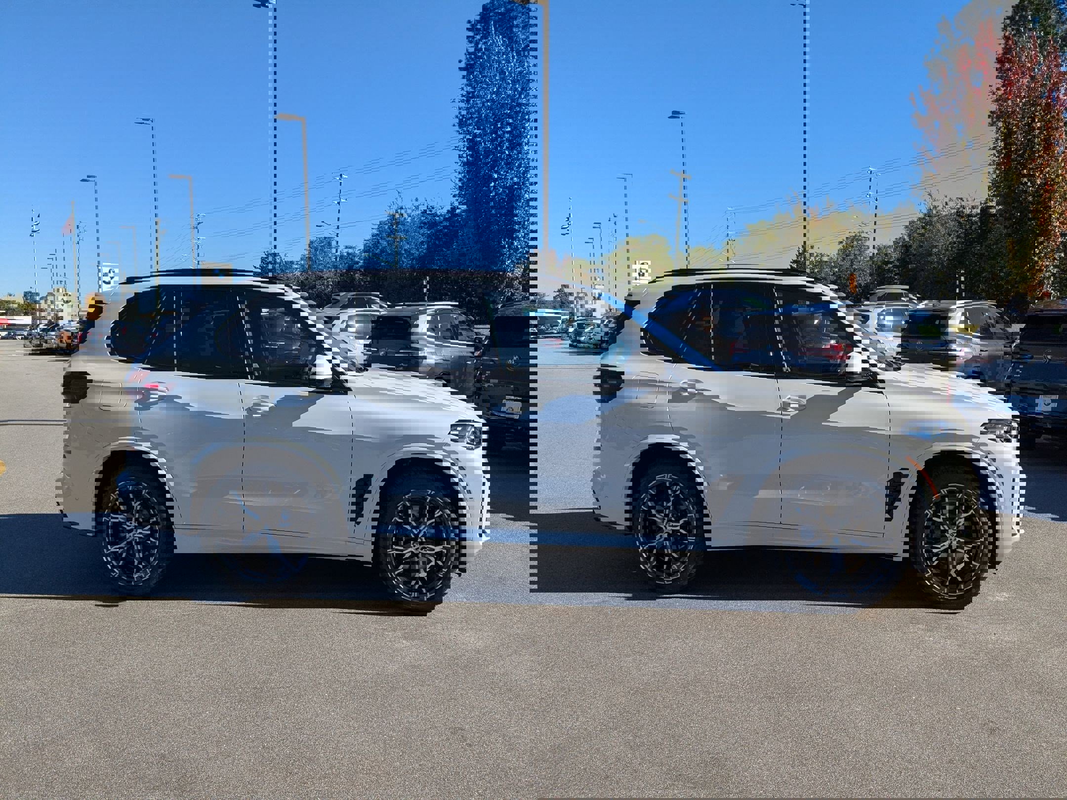 New 2026 BMW X5 xDrive40i w/ M Sport Package image 2