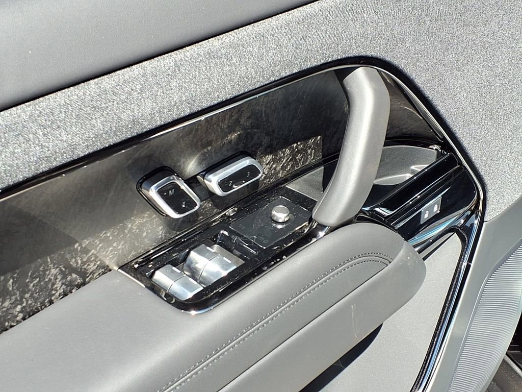 New 2026 Land Rover Range Rover Sport Dynamic SE AWD/4WD image 11