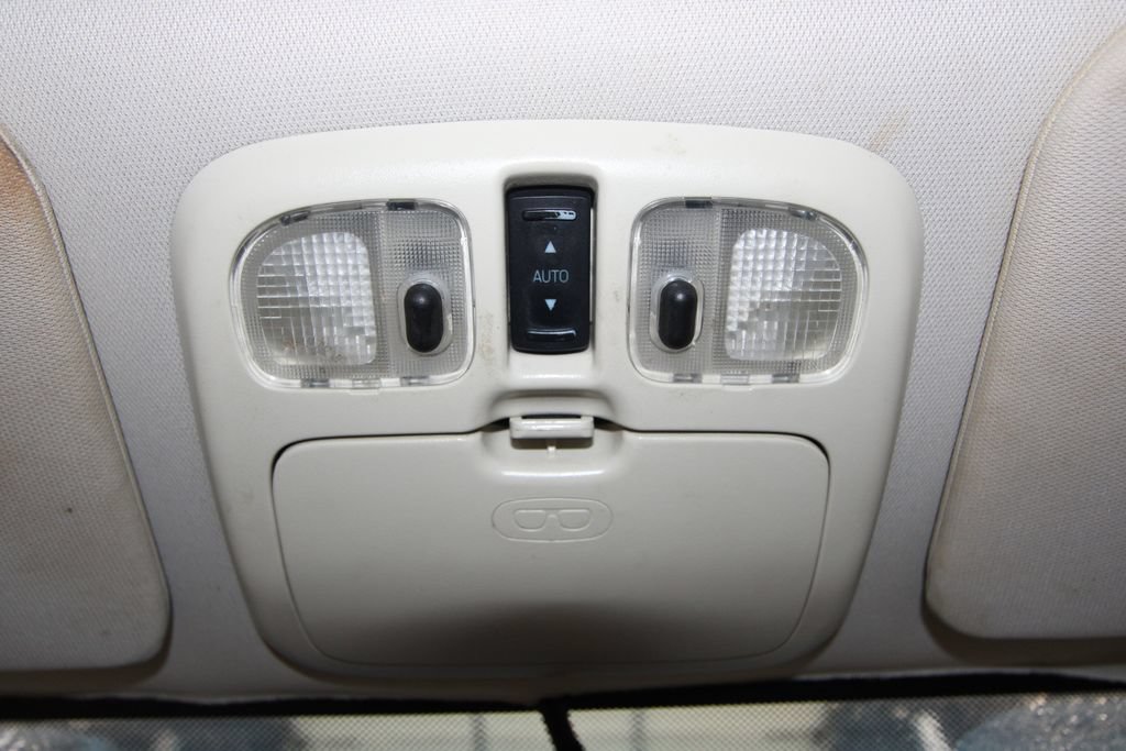 Used 2011 Ford Escape XLT w/ 201A Rapid Spec Order Code FWD image 14