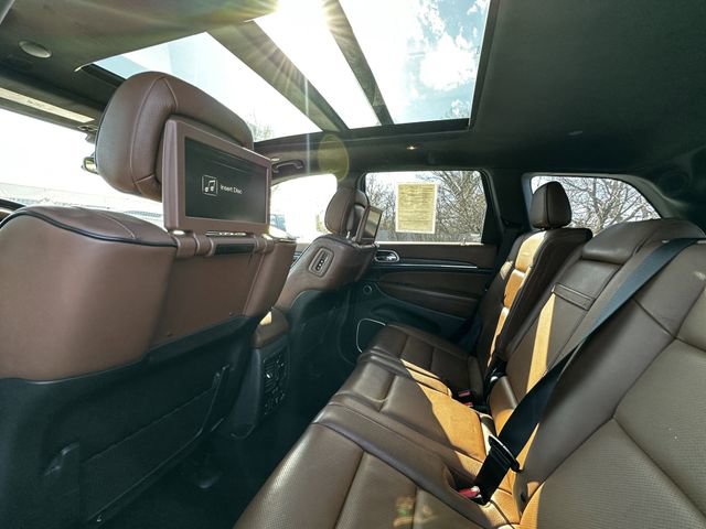 Used 2019 Jeep Grand Cherokee Summit w/ Platinum Series Group image 18