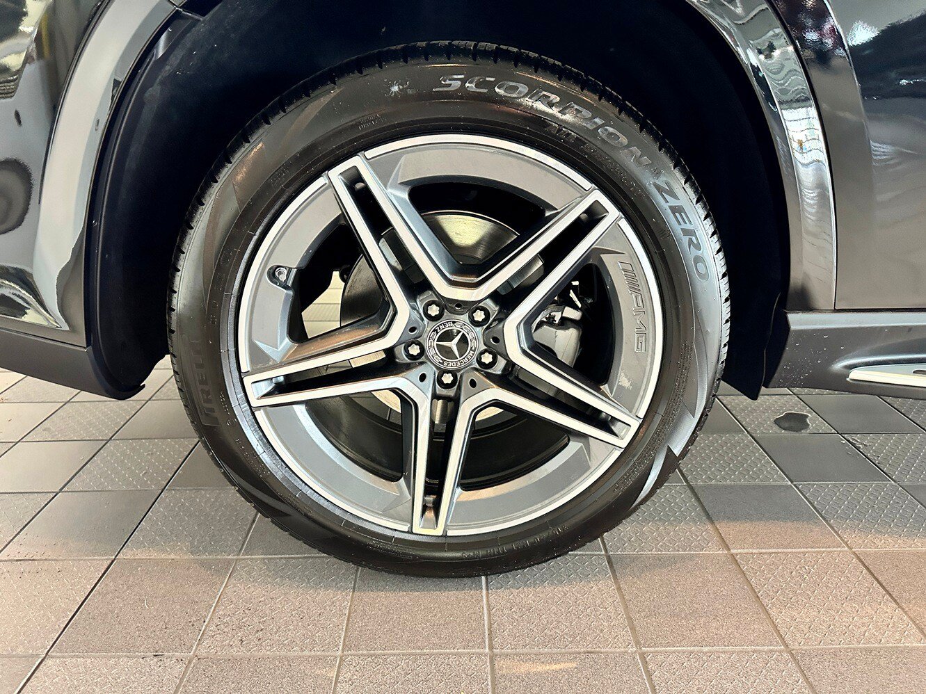 New 2026 Mercedes-Benz GLS 450 4MATIC image 18