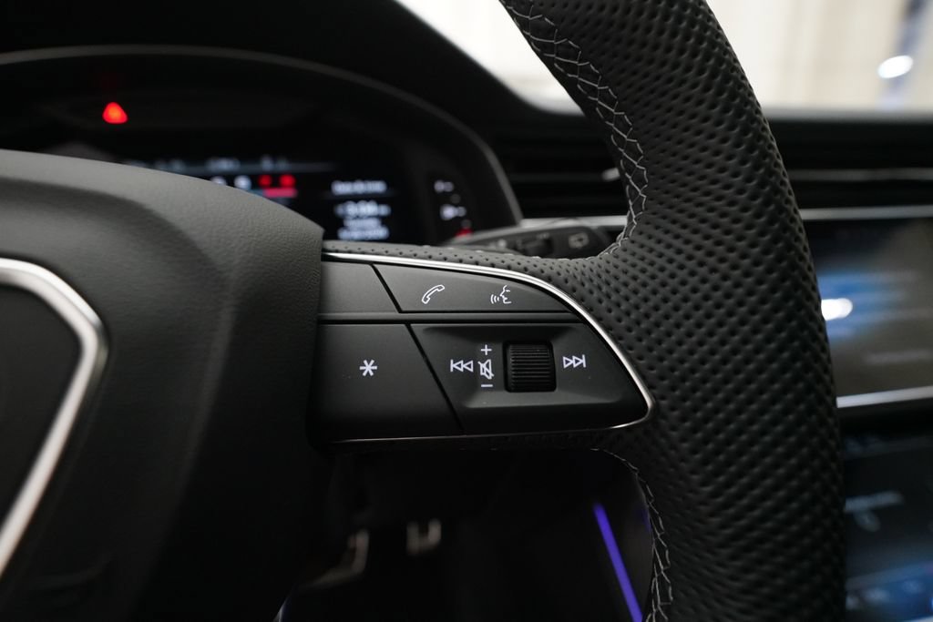 New 2026 Audi SQ7 Prestige AWD/4WD image 19