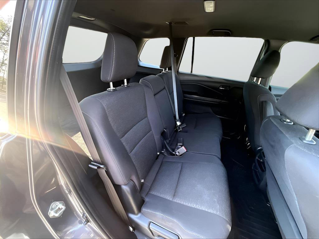 Used 2019 Honda Passport Sport image 17