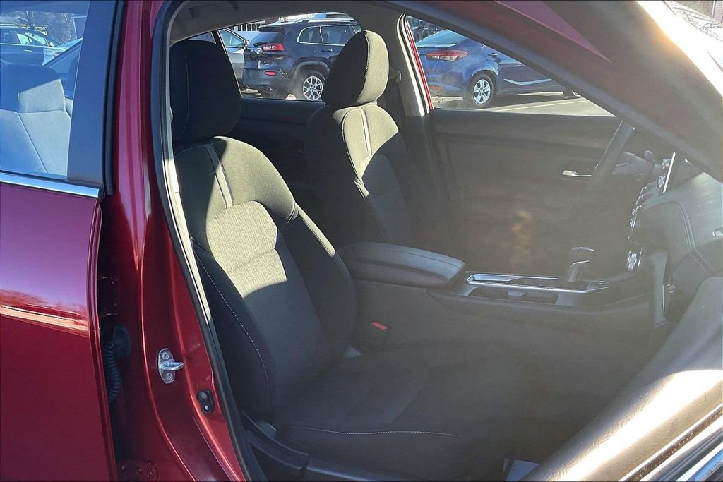 Used 2024 Nissan Sentra SV image 7