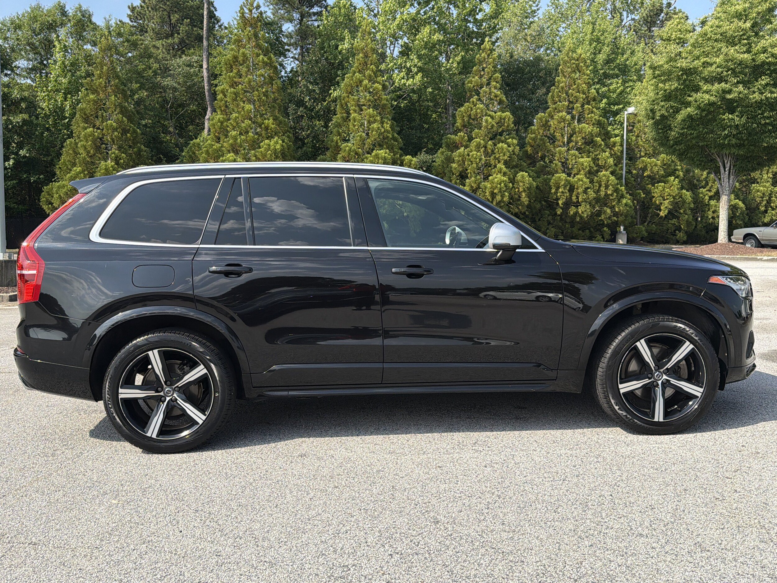 Used 2017 Volvo XC90 T5 R-Design FWD image 31