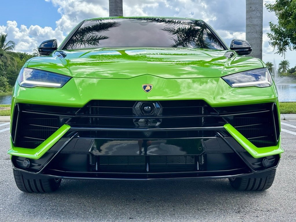 Used 2024 Lamborghini Urus S image 3