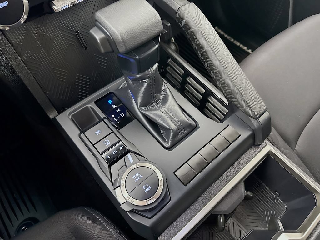 Certified 2026 Toyota Tacoma SR5 AWD/4WD image 19