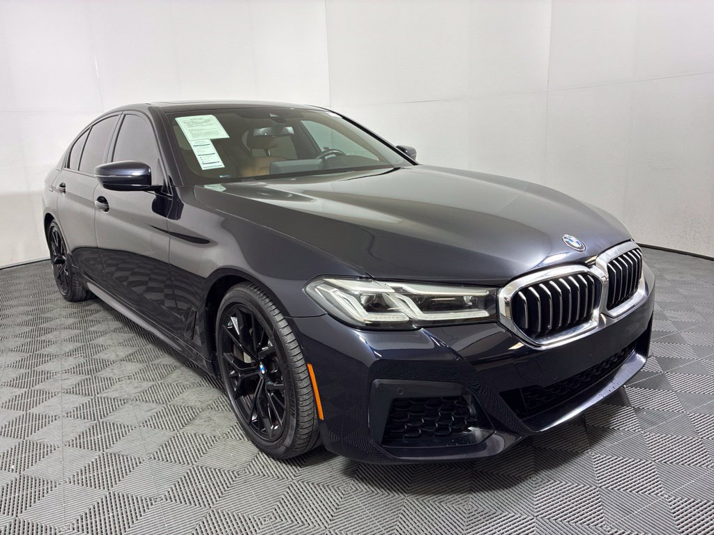 Used 2022 BMW 530i w/ M Sport Package RWD image 4