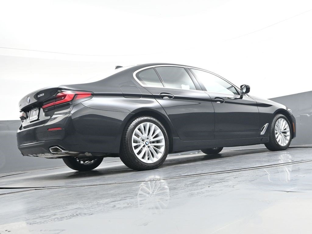 Used 2023 BMW 530i xDrive w/ Premium Package AWD/4WD image 28