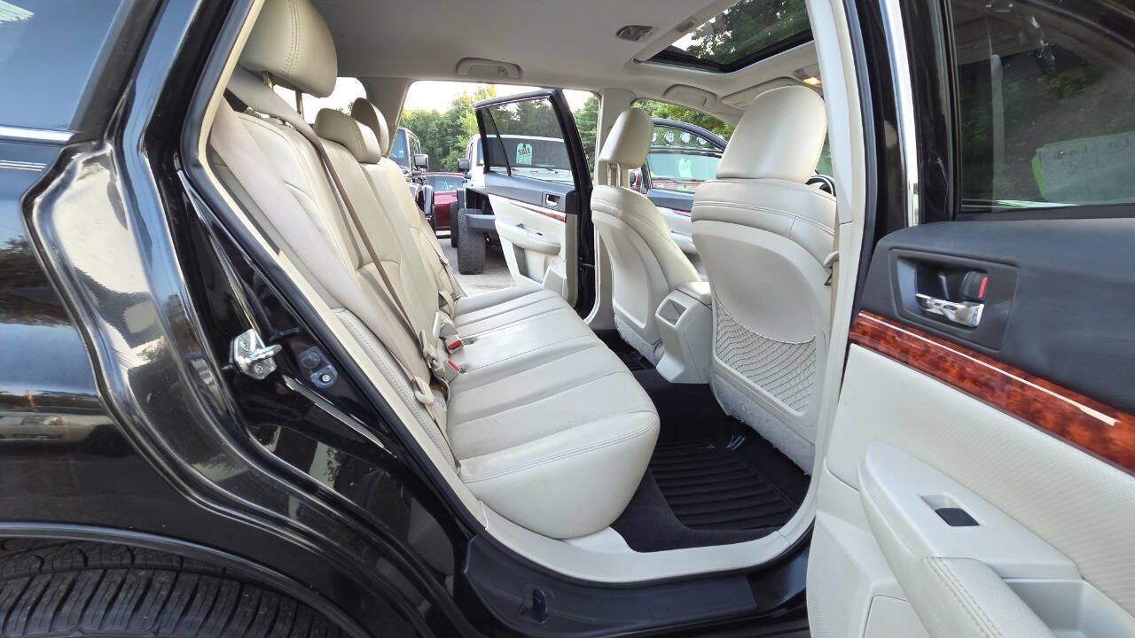 Used 2010 Subaru Outback 2.5i Limited AWD/4WD image 41