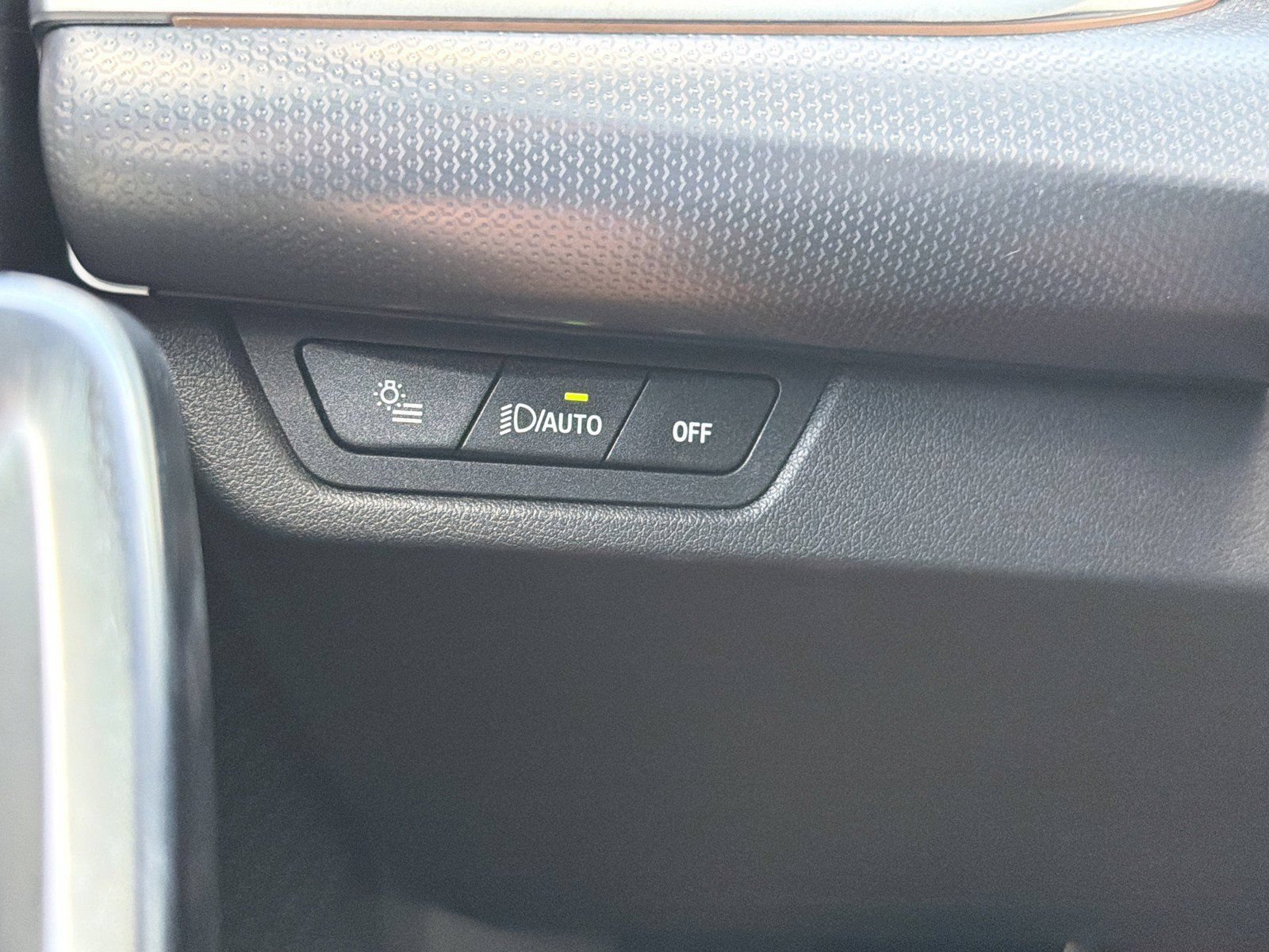 Certified 2025 BMW X2 xDrive28i AWD/4WD image 28