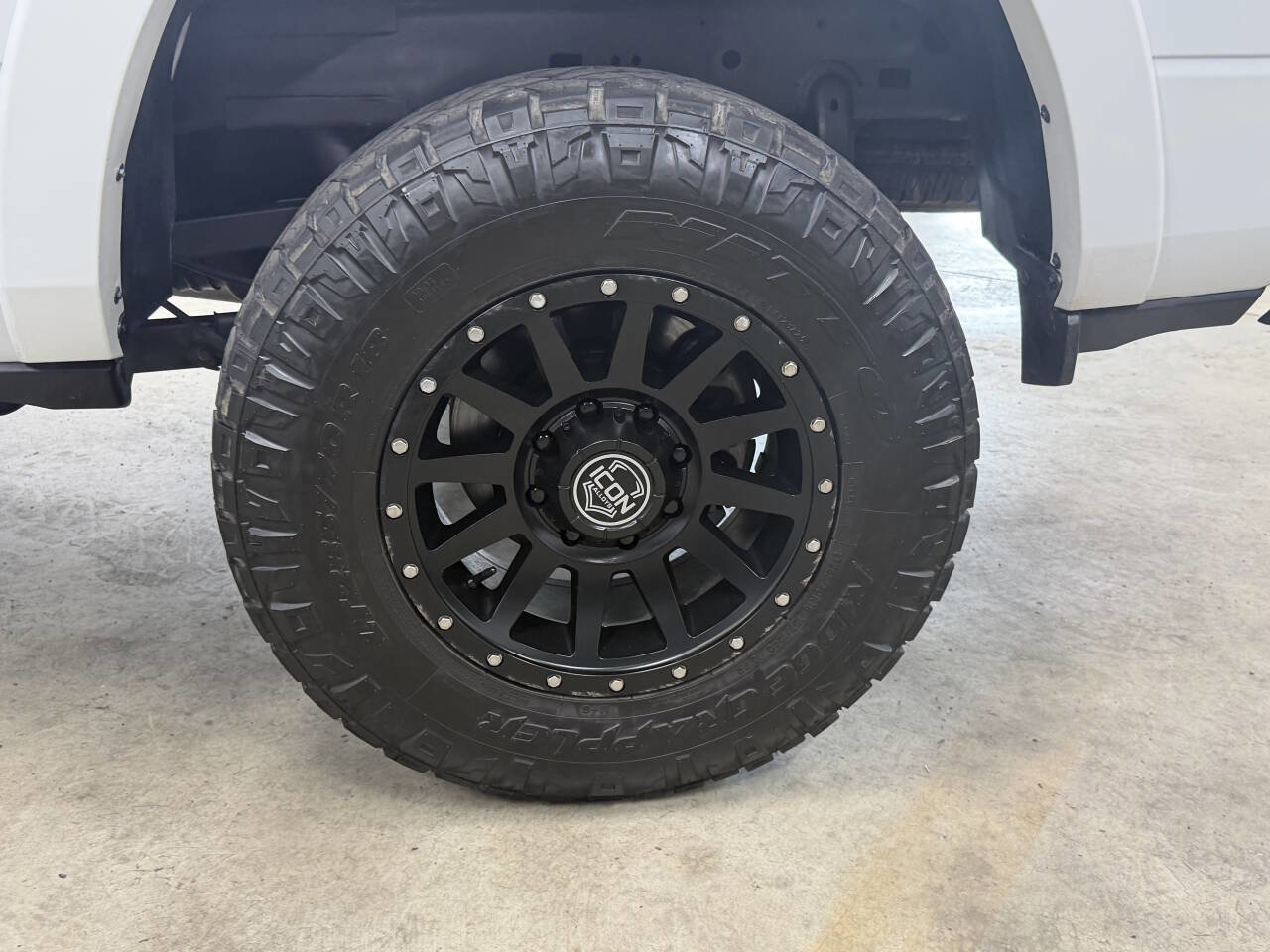 Used 2024 RAM 2500 Limited w/ Safety Group image 19