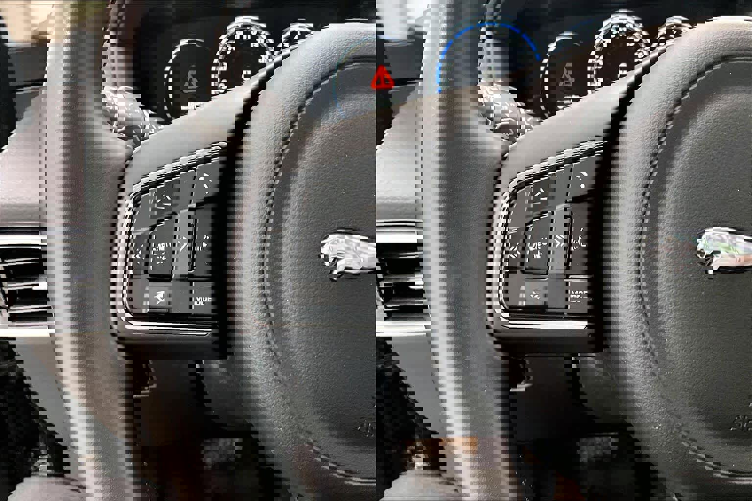 Used 2017 Jaguar F-PACE Prestige image 20