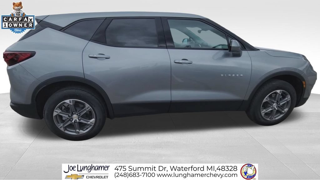 Used 2024 Chevrolet Blazer LT FWD image 9