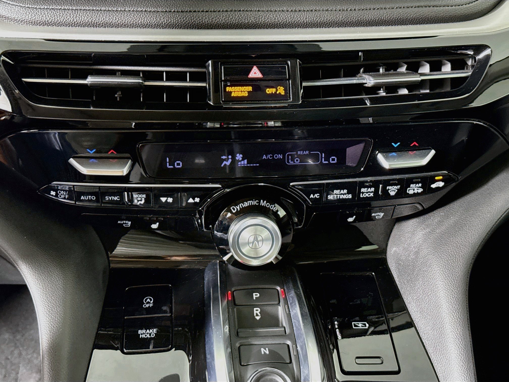 Used 2025 Acura MDX SH-AWD image 19