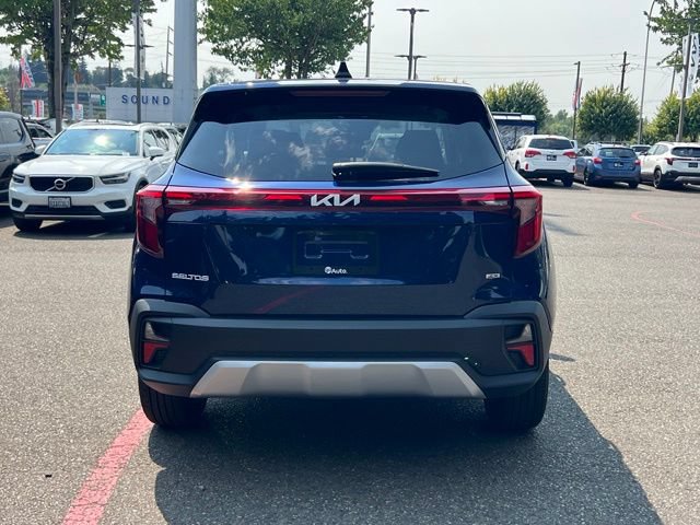 Used 2026 Kia Seltos LX AWD/4WD image 10