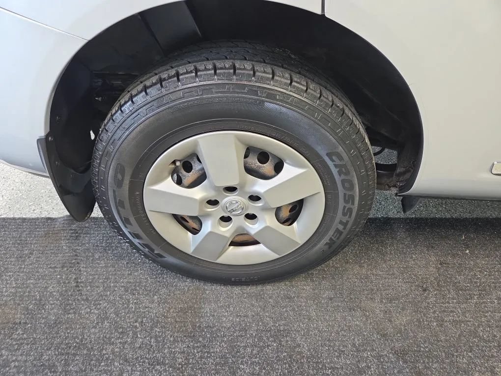 Used 2015 Nissan Rogue S FWD image 14