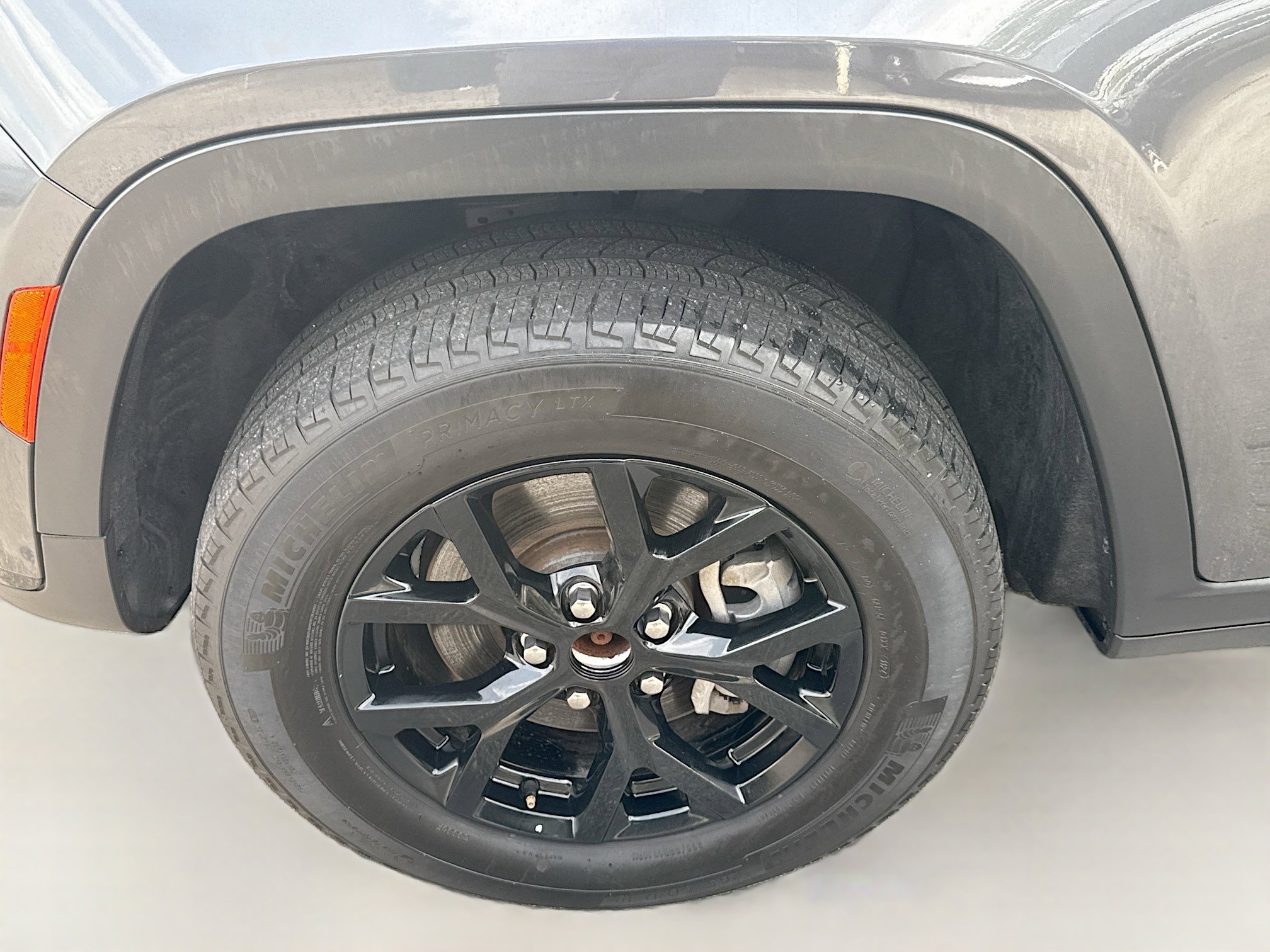 Used 2024 Jeep Grand Cherokee L Laredo image 36