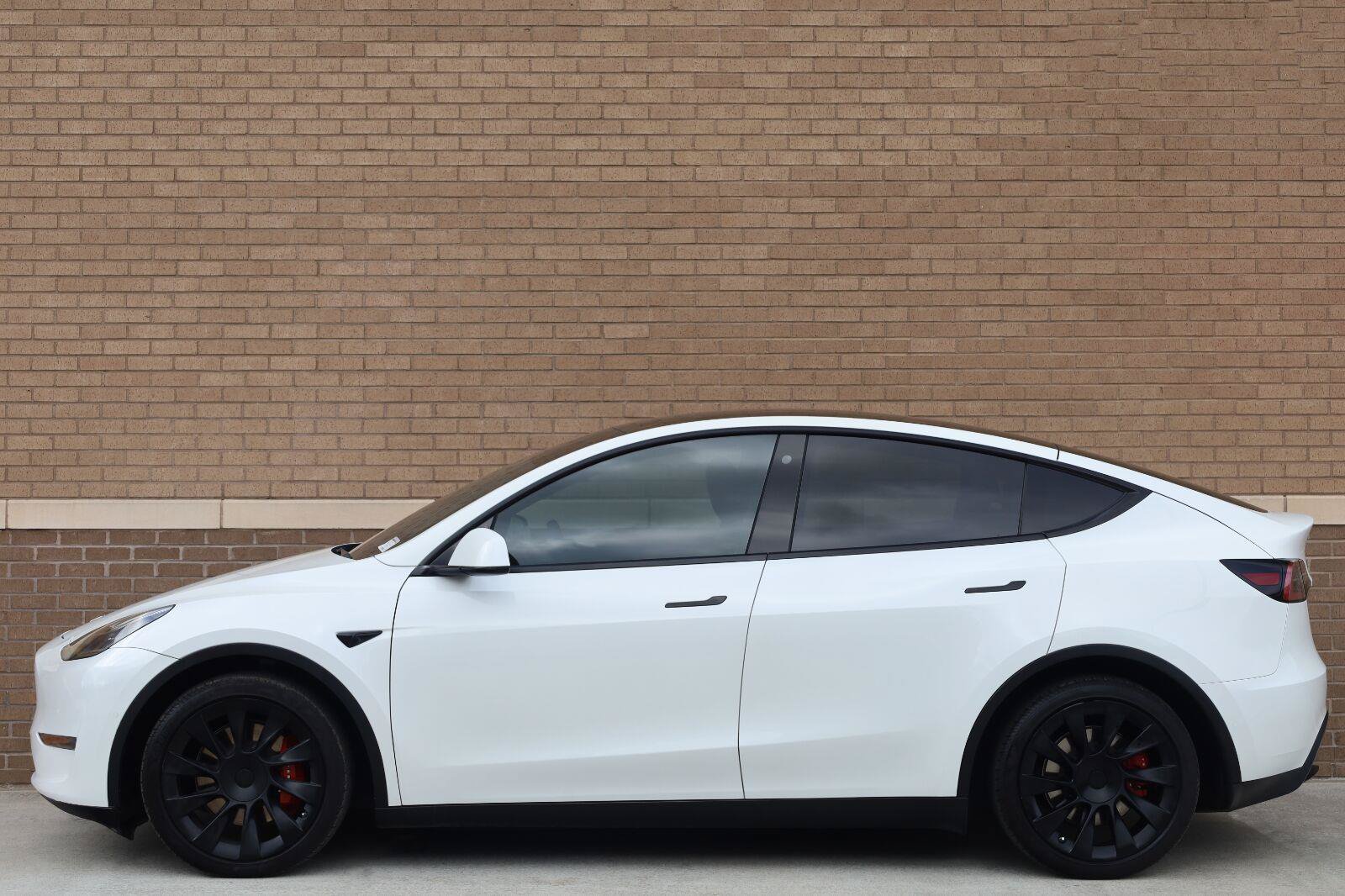 Used 2021 Tesla Model Y Long Range AWD/4WD image 2