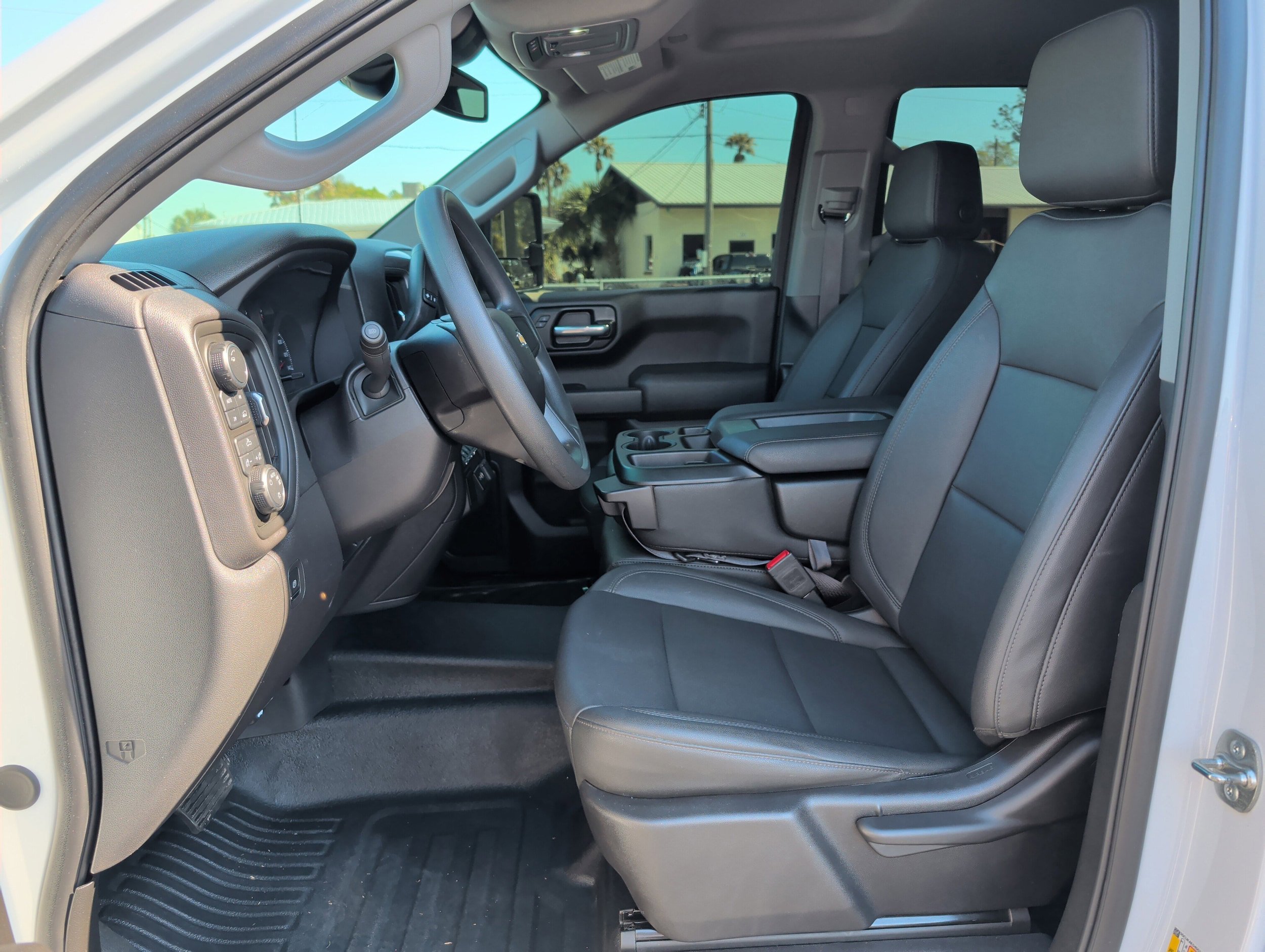 Used 2025 Chevrolet Silverado 1500 W/T w/ WT Value Package AWD/4WD image 12