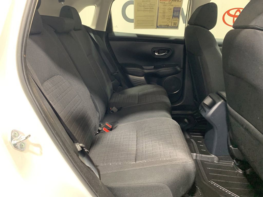 Used 2025 Honda HR-V LX image 15