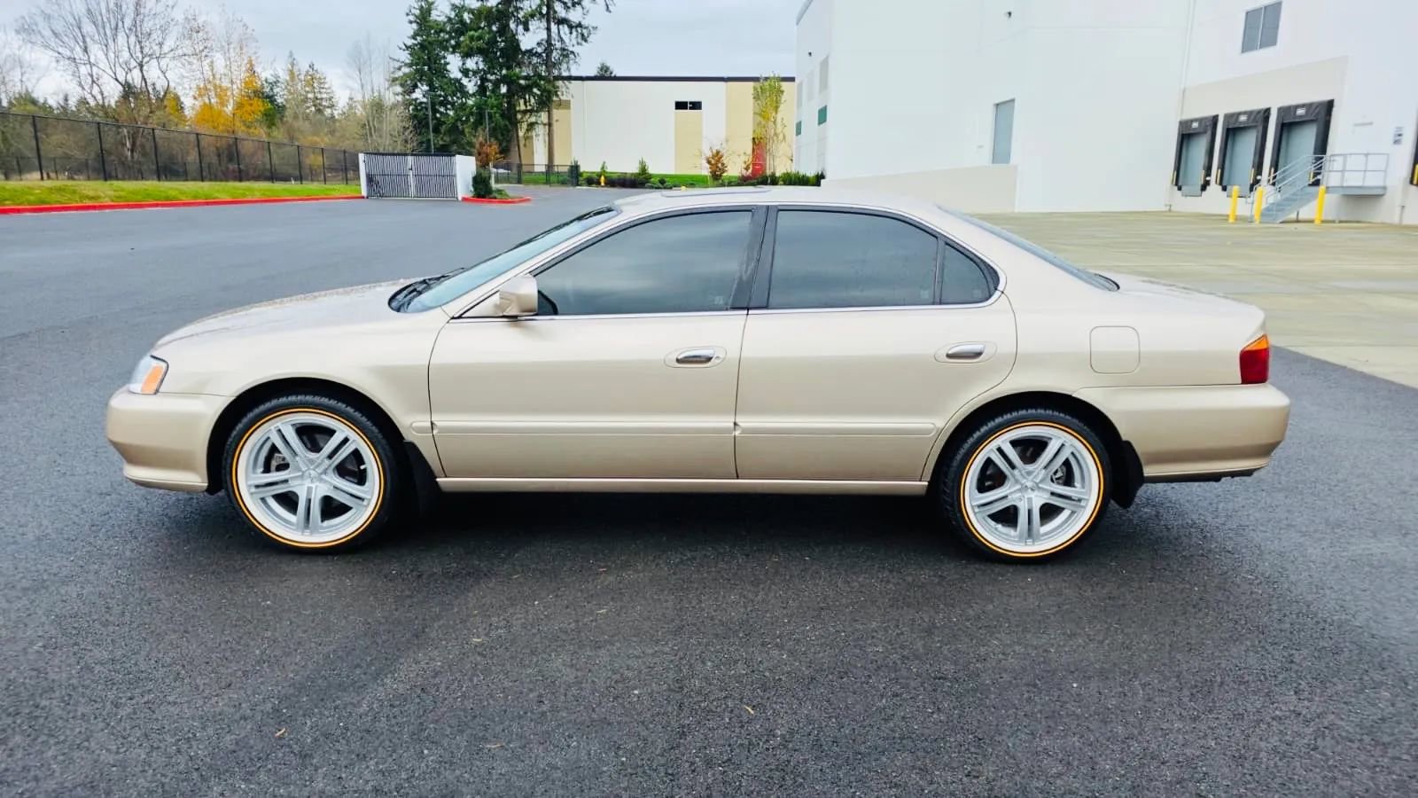 Used 2001 Acura TL image 2