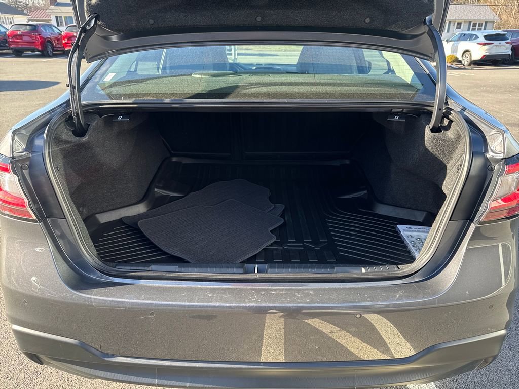 Used 2025 Subaru Legacy Limited image 21