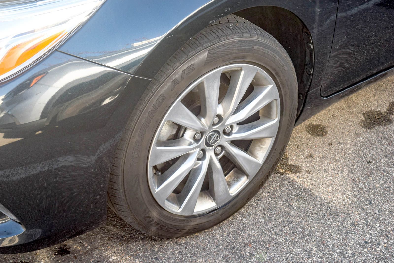 Used 2016 Toyota Camry XLE w/ Moonroof Package FWD image 12