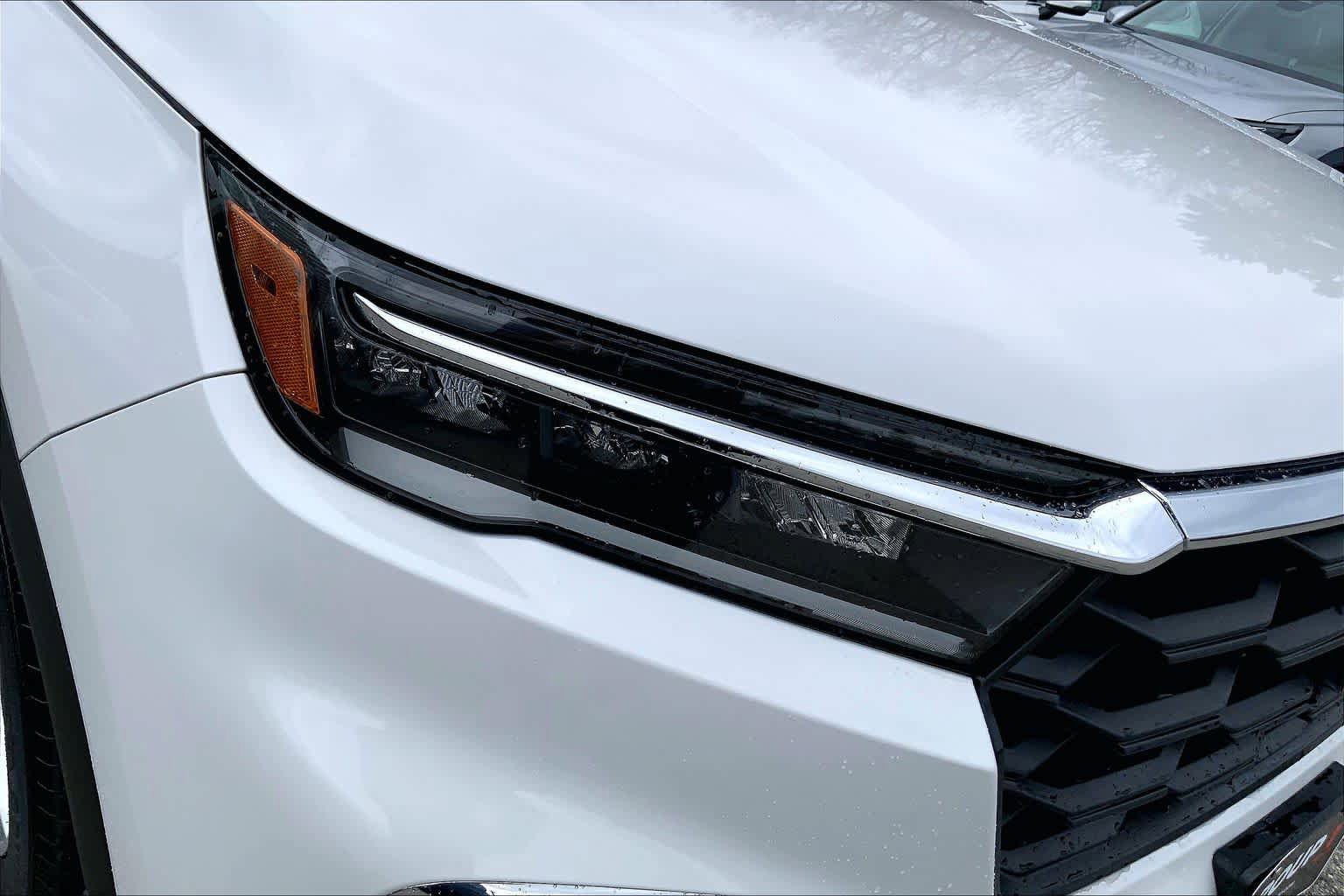 Used 2023 Honda Pilot LX image 27