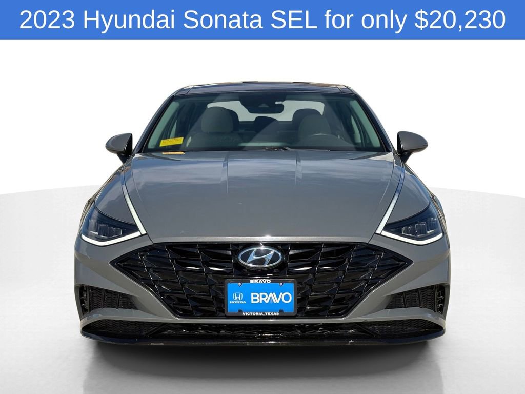 Used 2023 Hyundai Sonata SEL w/ Convenience Package image 2