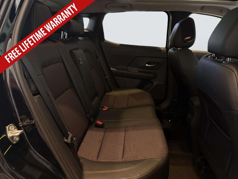 New 2026 Nissan Kicks SR w/ SR Premium Package FWD image 31