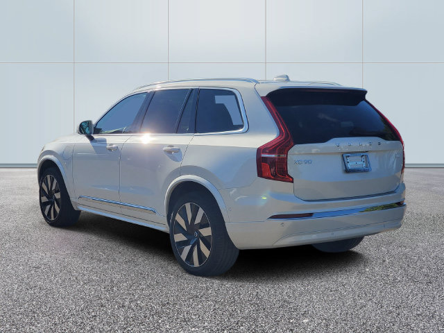 Used 2024 Volvo XC90 T8 Plus w/ Protection Package Premier AWD/4WD image 6