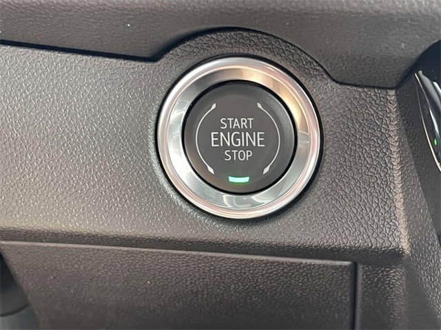 New 2025 Chevrolet Traverse LT w/ Driver Confidence Package image 12