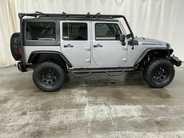 Used 2017 Jeep Wrangler Unlimited Sport image 2