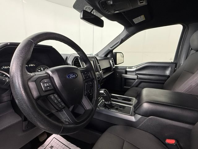 Used 2016 Ford F150 XLT w/ Equipment Group 302A Luxury AWD/4WD image 8