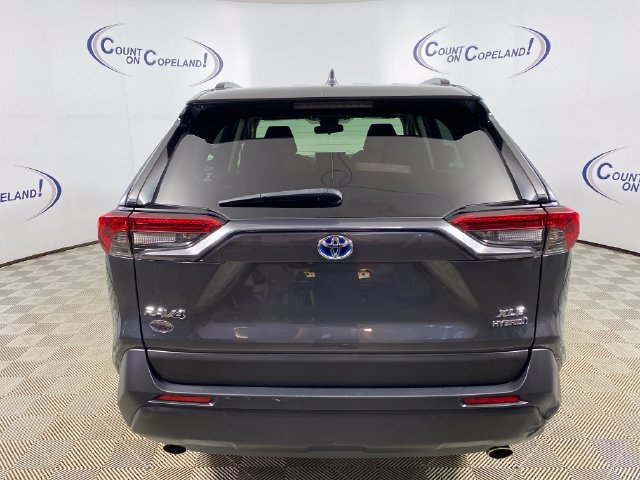 Used 2023 Toyota RAV4 XLE w/ Convenience Package AWD/4WD image 5