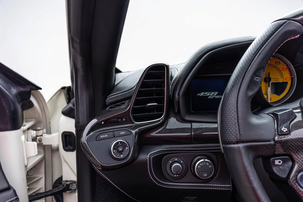 Used 2014 Ferrari 458 Spider RWD image 37
