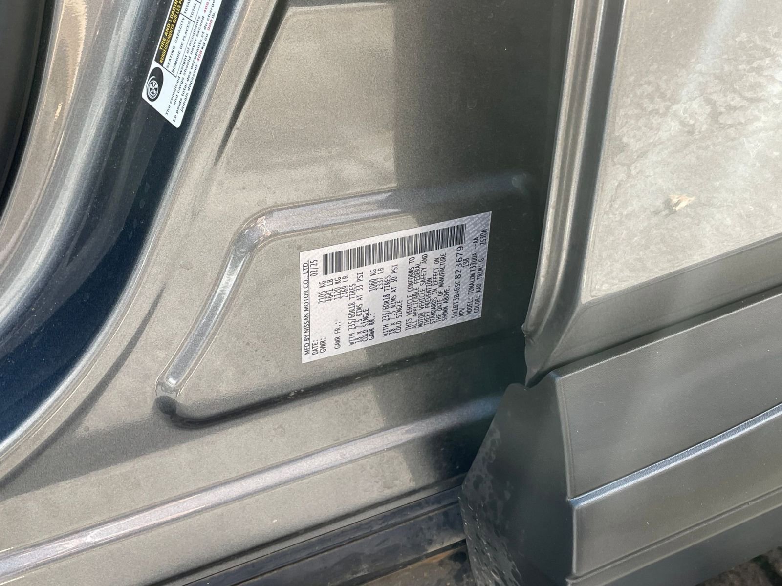 Used 2025 Nissan Rogue SV image 31