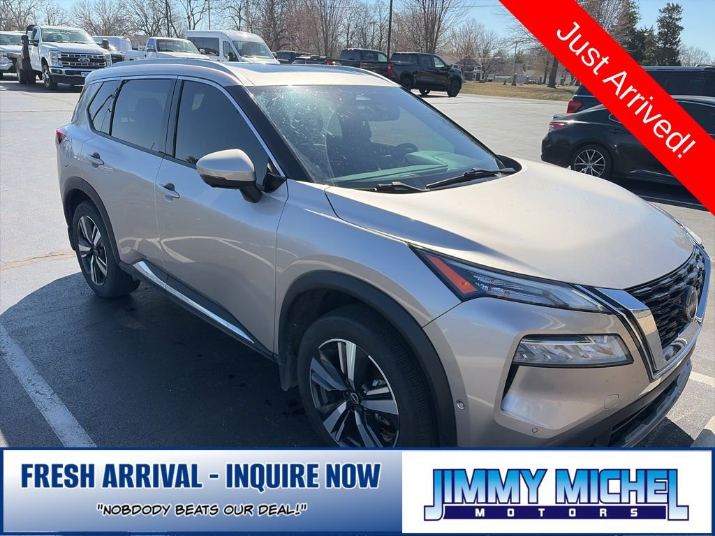 Used 2023 Nissan Rogue SL w/ SL Premium Package image 1