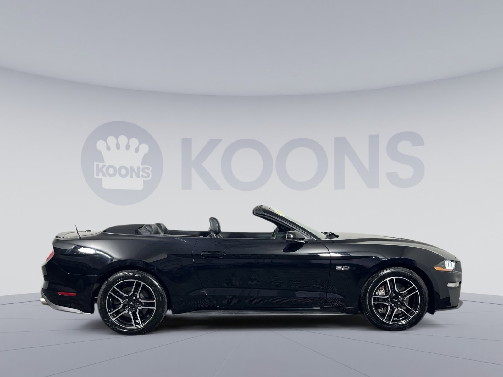 Used 2018 Ford Mustang GT Premium image 8