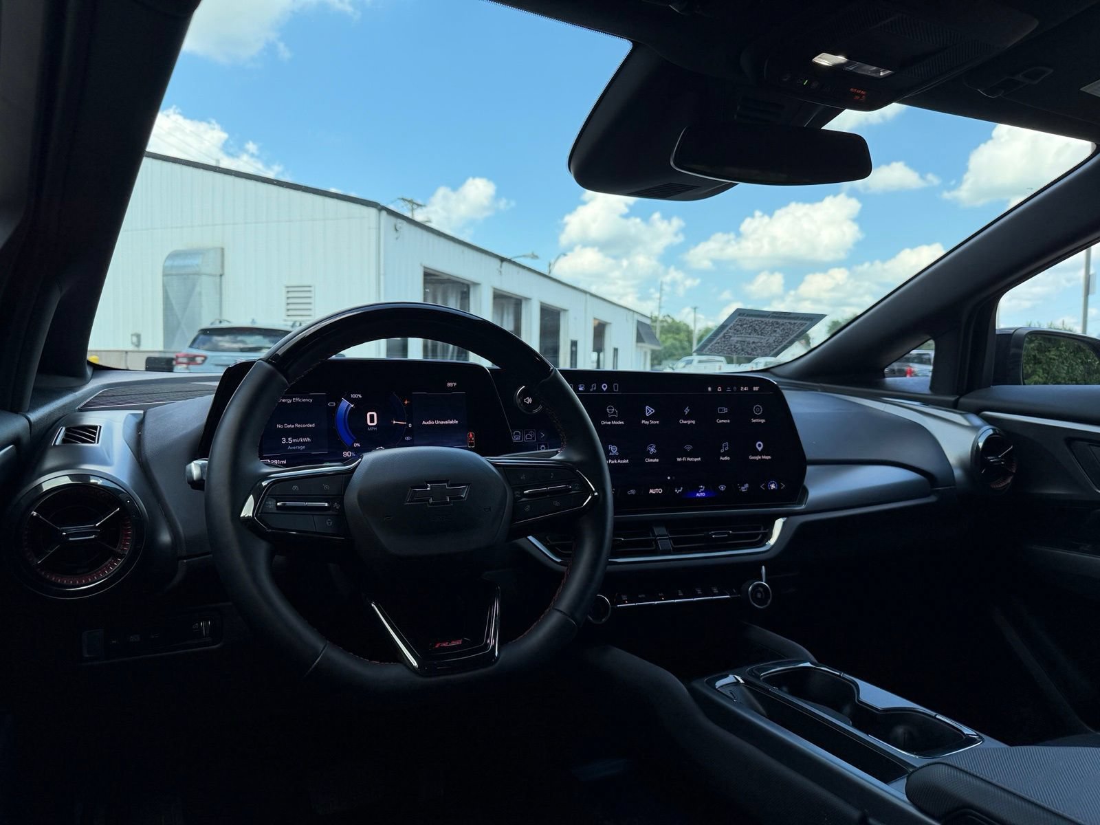 Used 2024 Chevrolet Equinox EV RS FWD image 20