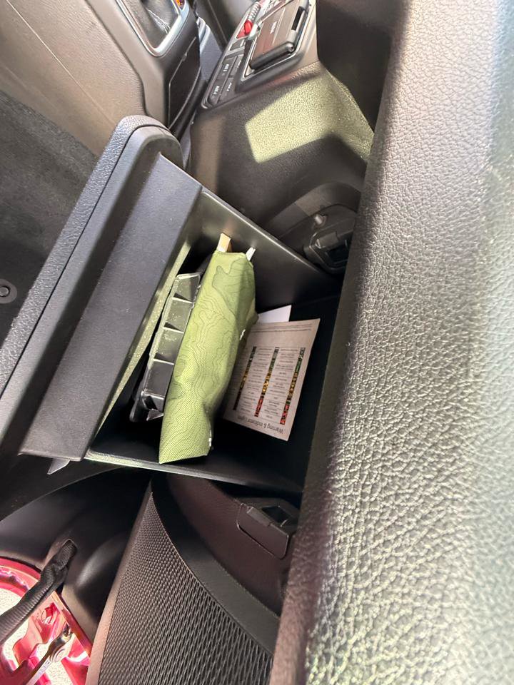 Used 2024 Jeep Wrangler Unlimited Sport image 46