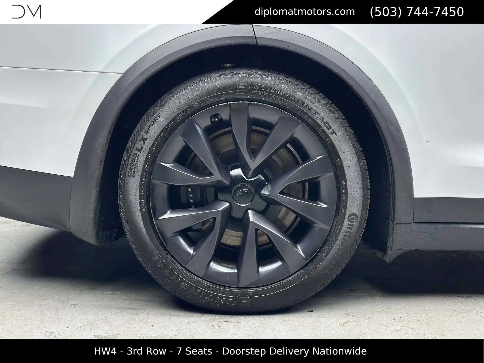 Used 2023 Tesla Model X image 40