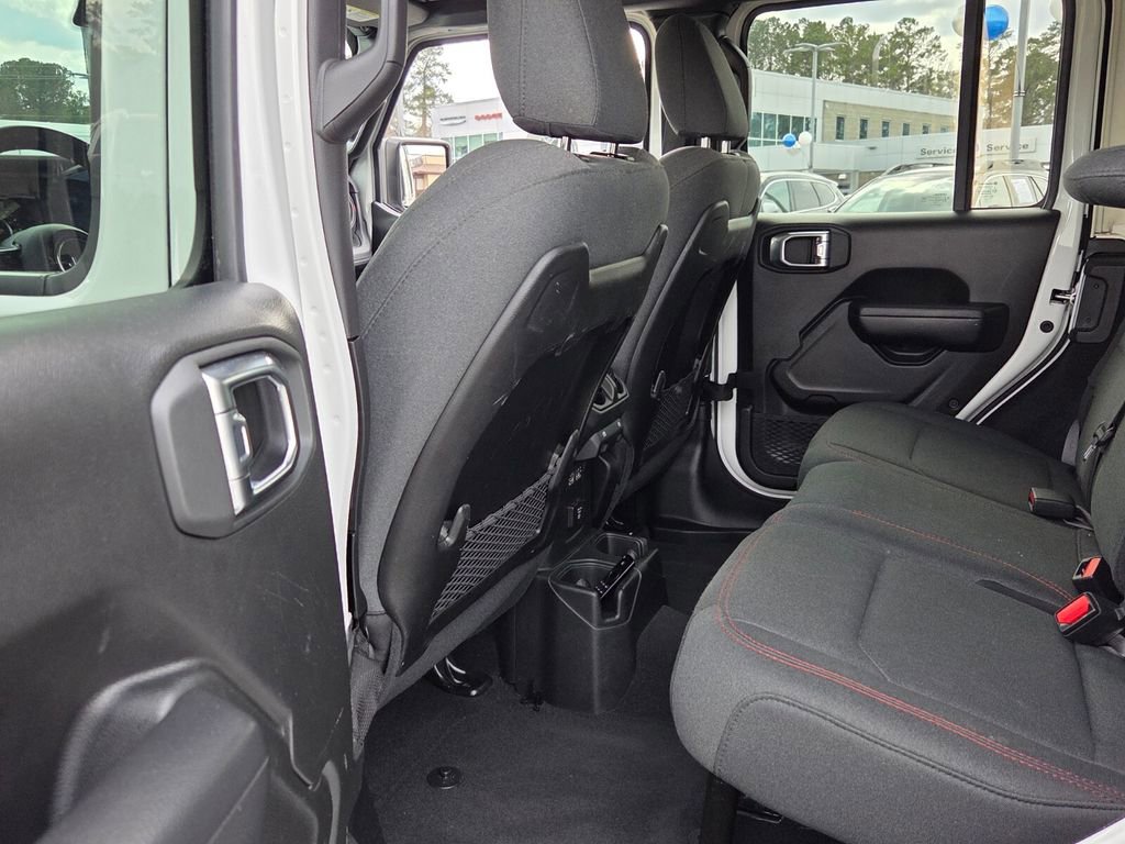 Used 2024 Jeep Wrangler Unlimited Rubicon image 7