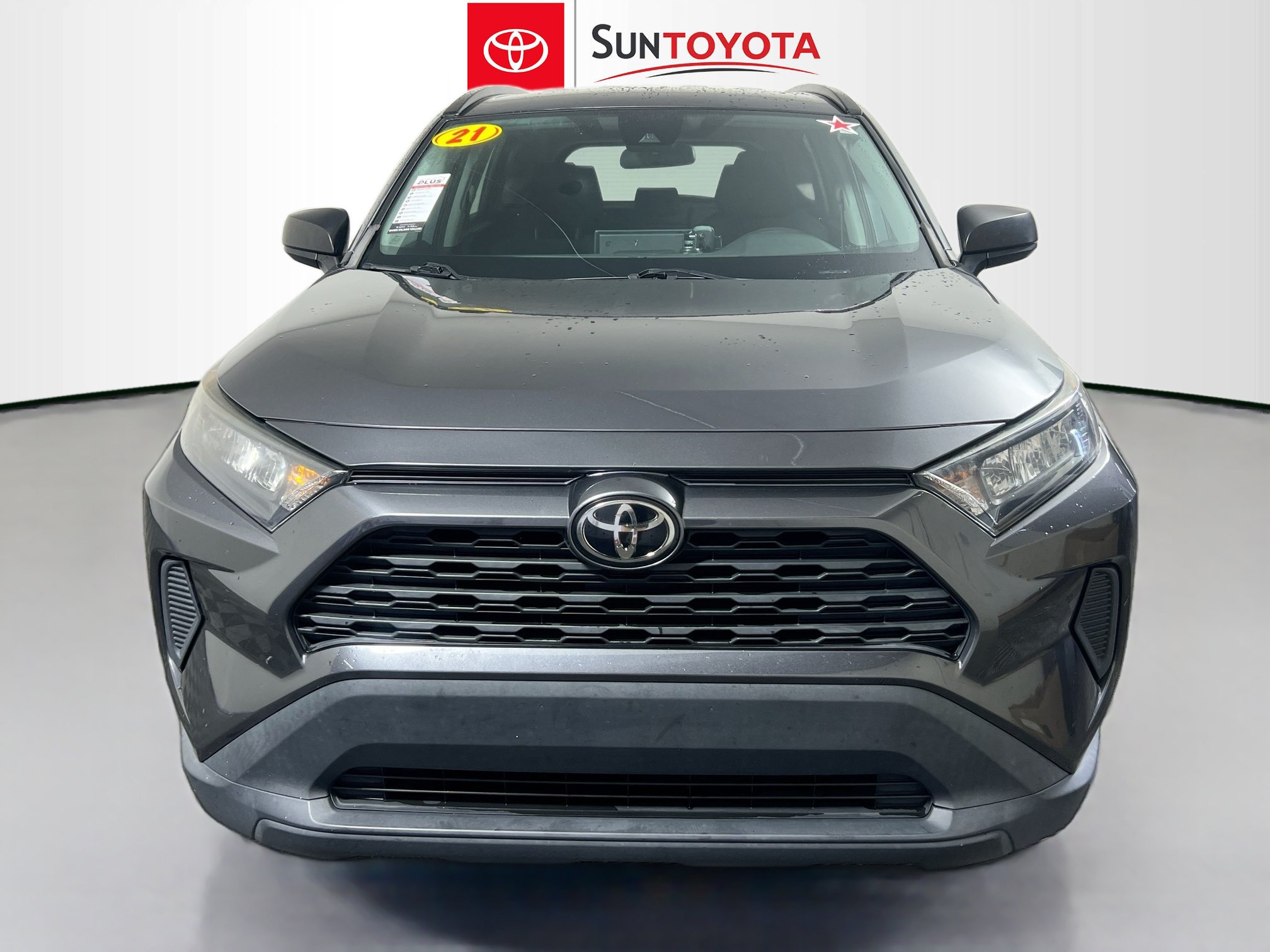 Used 2021 Toyota RAV4 LE FWD image 10