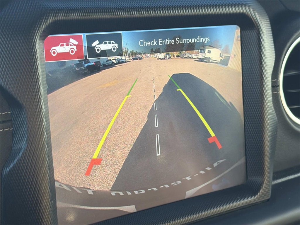 Used 2022 Jeep Wrangler Unlimited Rubicon 4xe w/ Cold Weather Group image 18