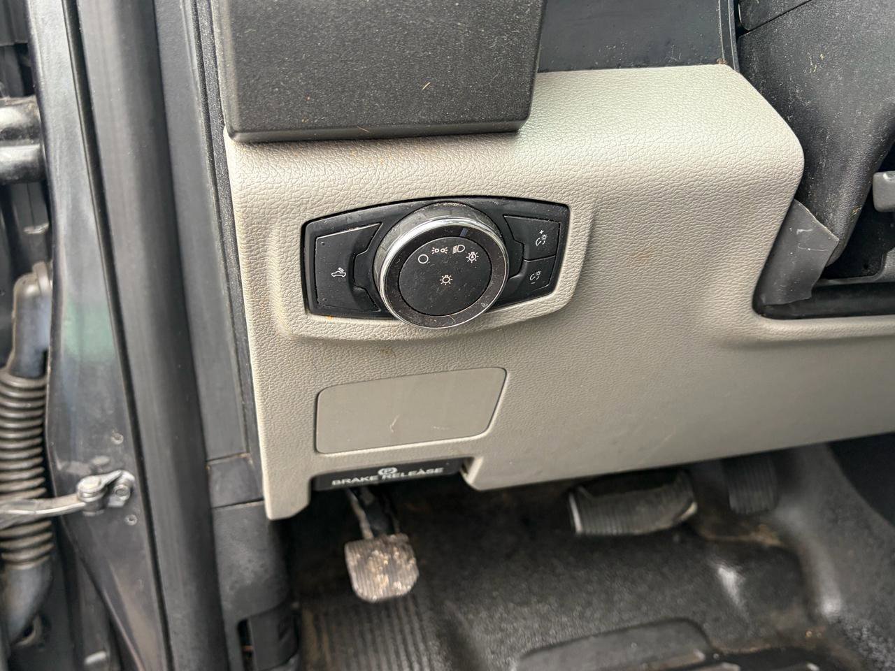 Used 2018 Ford F250 XL w/ Power Equipment Group image 25