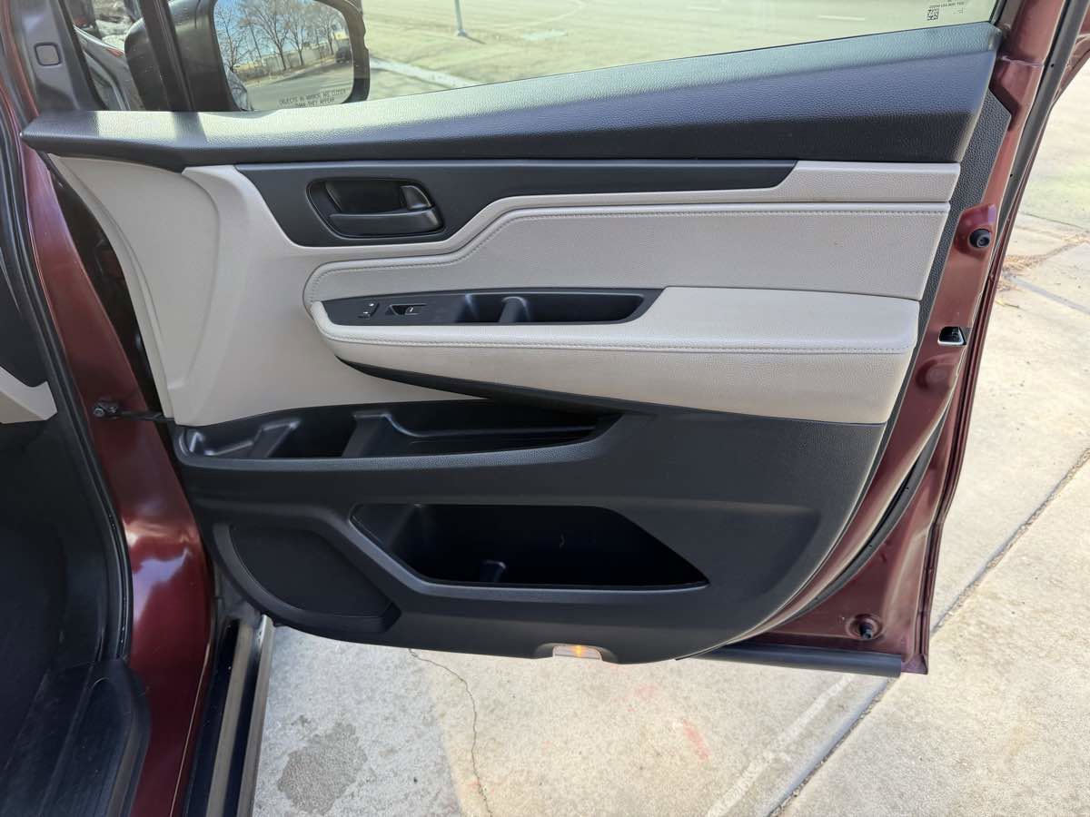 Used 2019 Honda Odyssey EX-L image 21